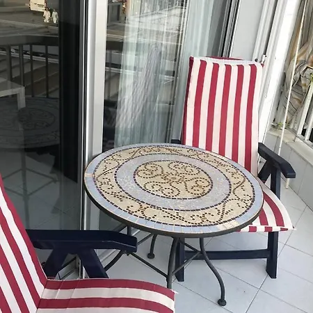 The Pleasure Of Living In Front Of The Sea Apartment *